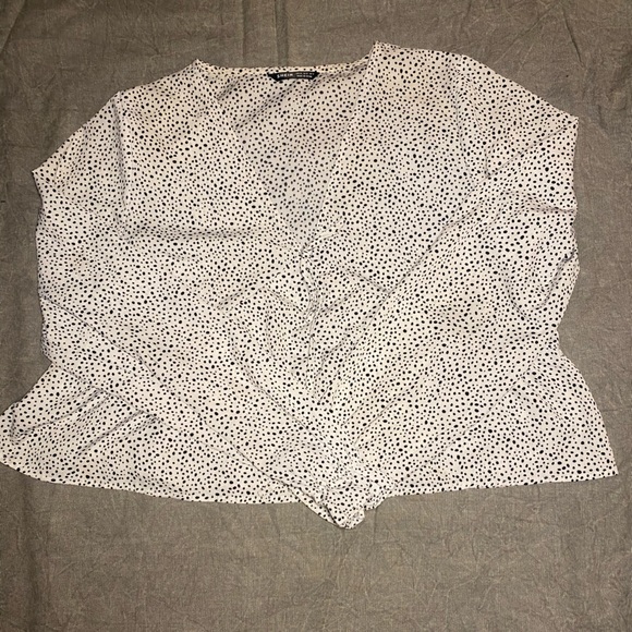 Black and white polka dot shirt - Picture 1 of 2